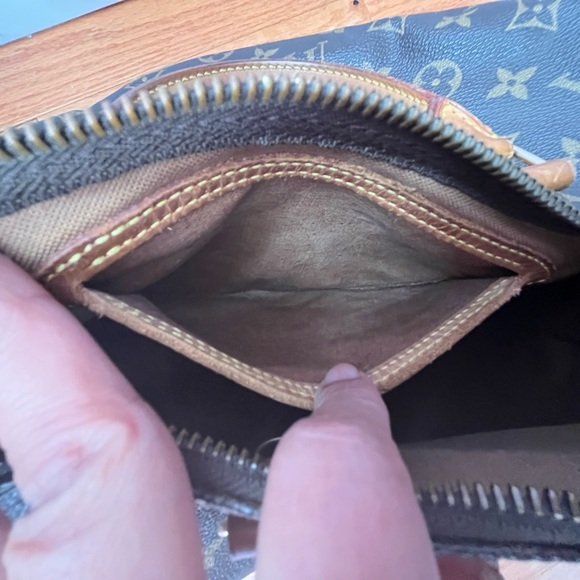 Louis Vuitton Speedy 30 - Picture 12 of 16